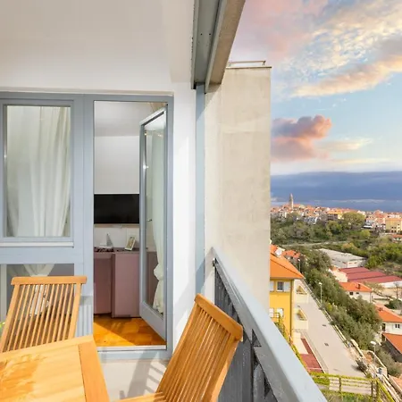 Apartman Leona Apartment